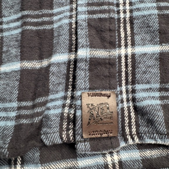 Axel Brand Men's Large Long Sleeve Button Up Blue Flannel - Picture 4 of 6